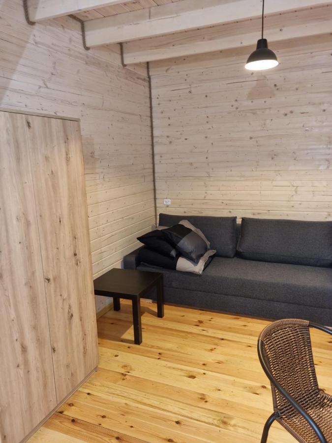 Domki Pod Debami Pobierowo Eksteriør billede